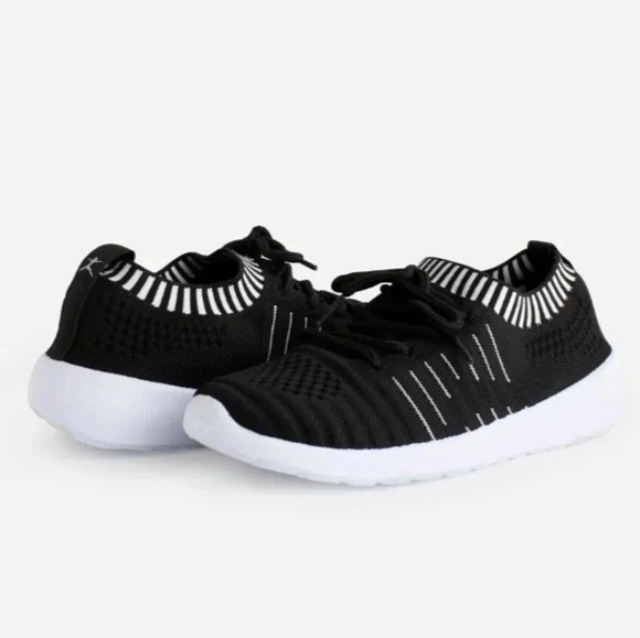 Danskin Other - NIB Danskin Energy G Soft Knit Lace Up Sneakers
